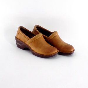 B.o.c Women's Peggy Burnished Hand Finished Oiled Leather Slip-on Clogs